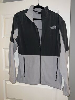 The North Face Black and Light Gray Fleece Jacket men’s size large
